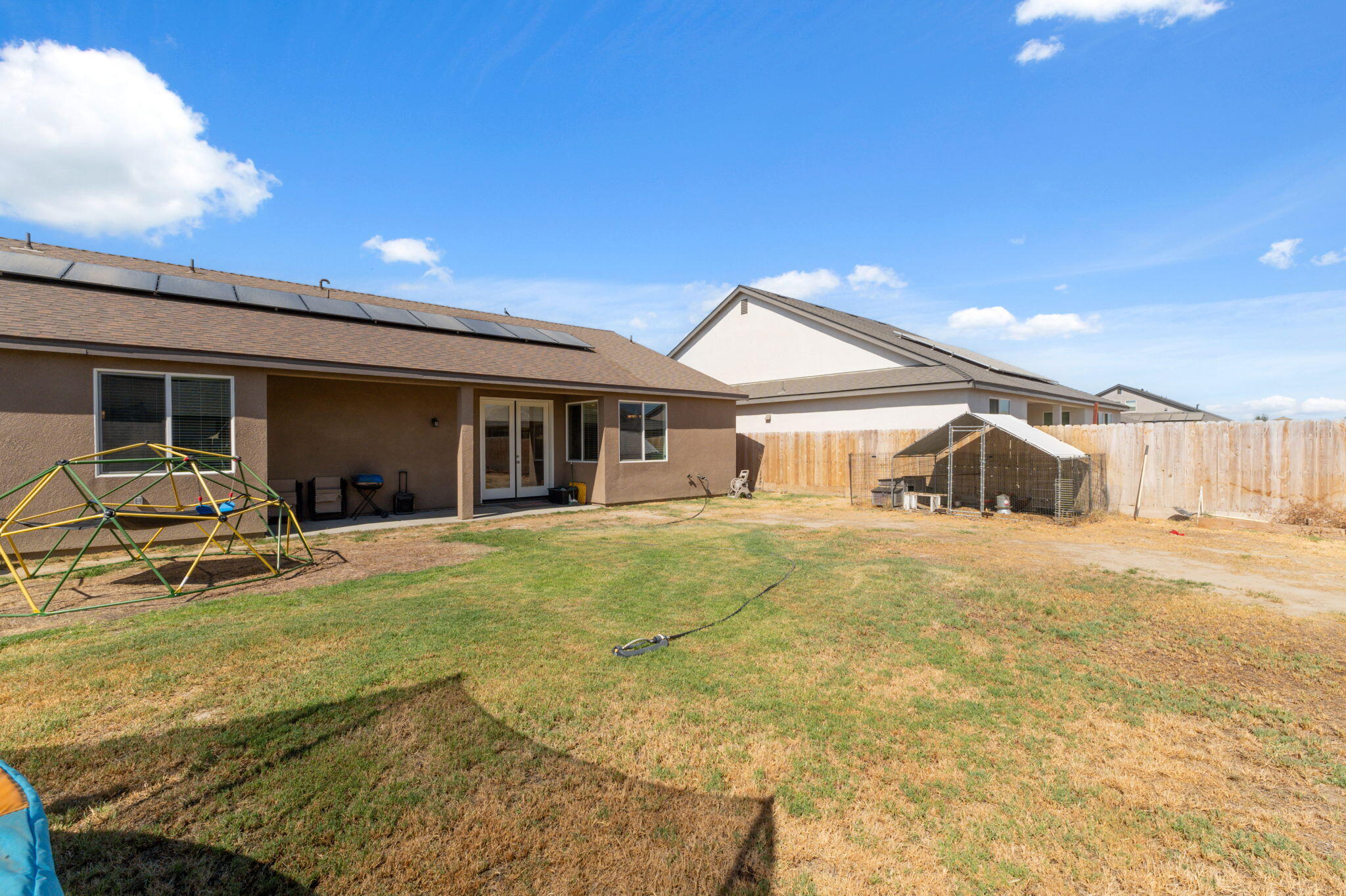 1857 S Red Rock Dr, Hanford, CA 93230