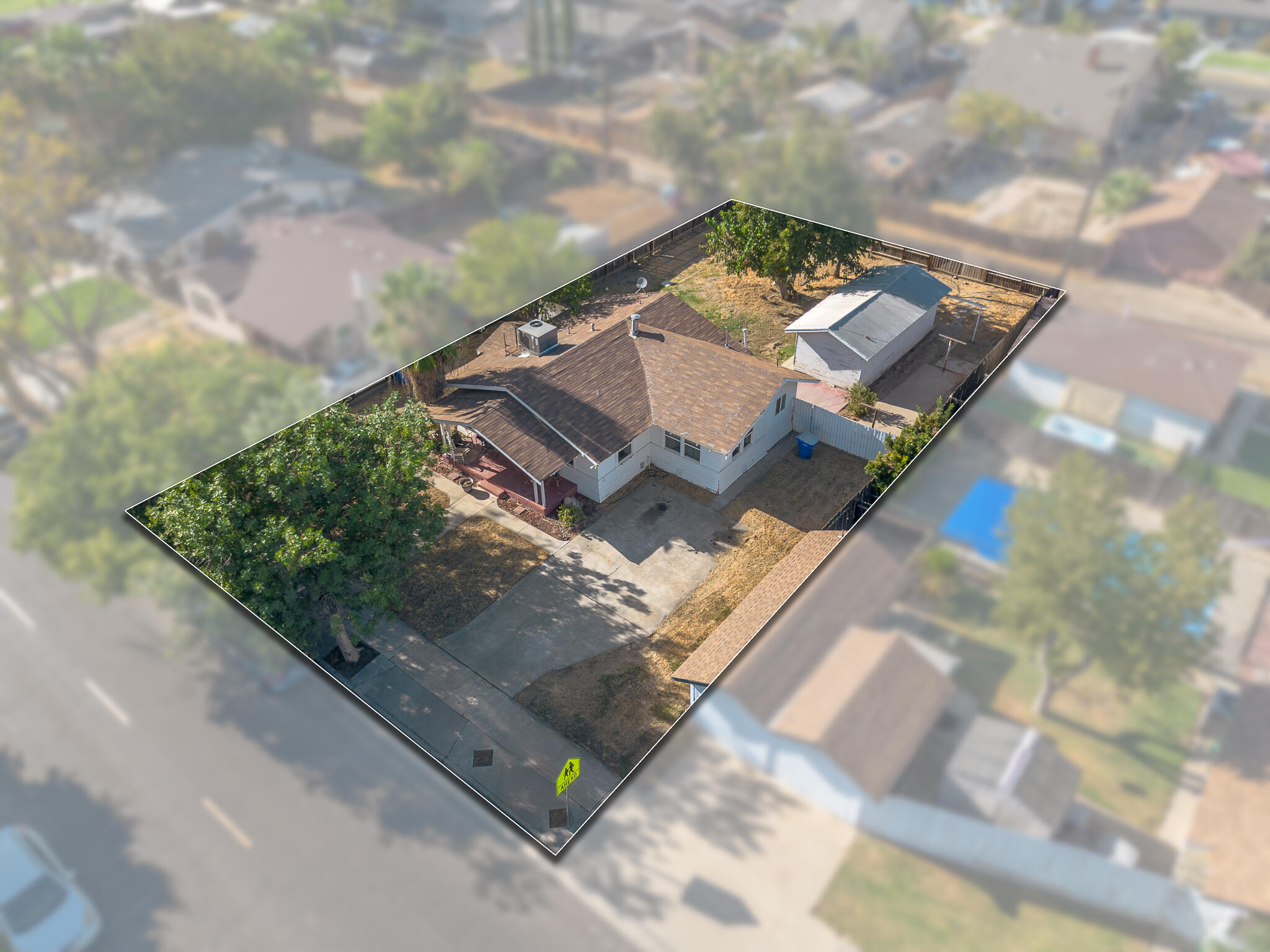 420 W Ivy St, Hanford, CA 93230