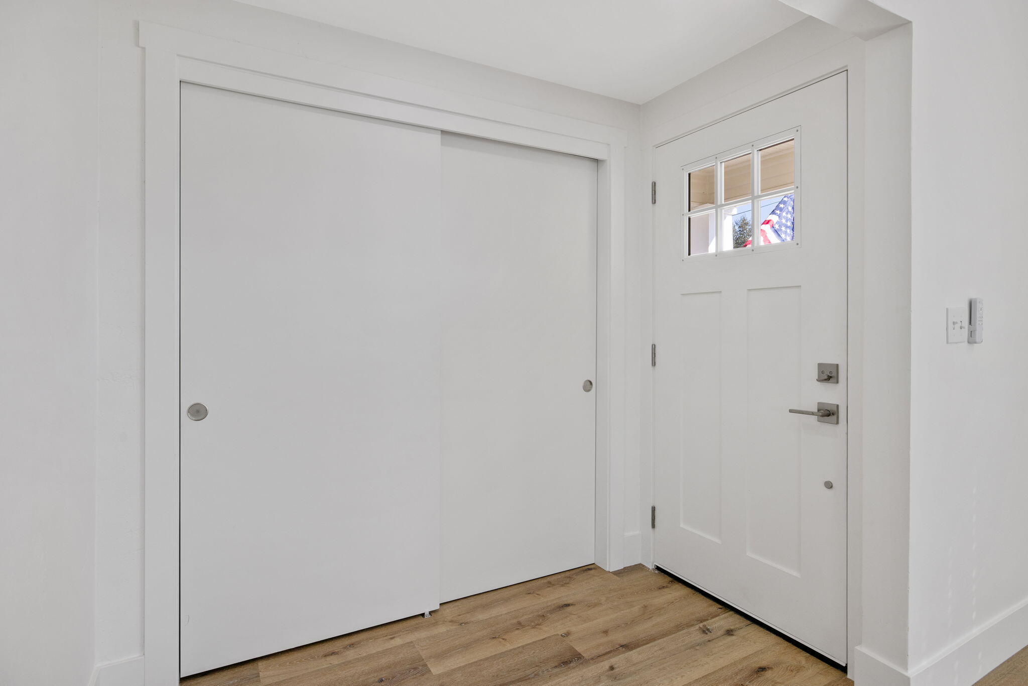 1404 Kaweah St, Hanford, CA 93230