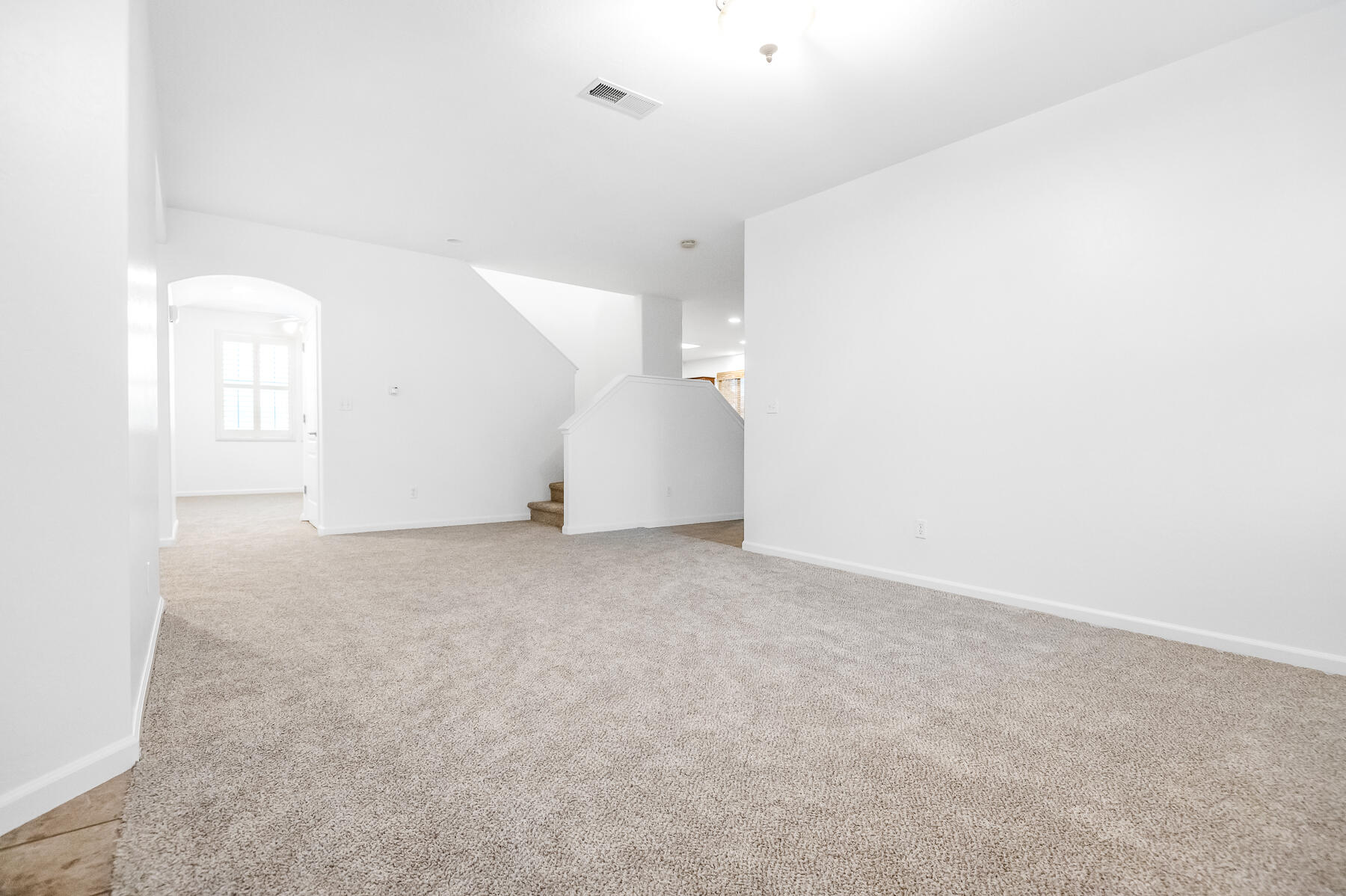 1942 N Sonoma Ct, Hanford, CA 93230