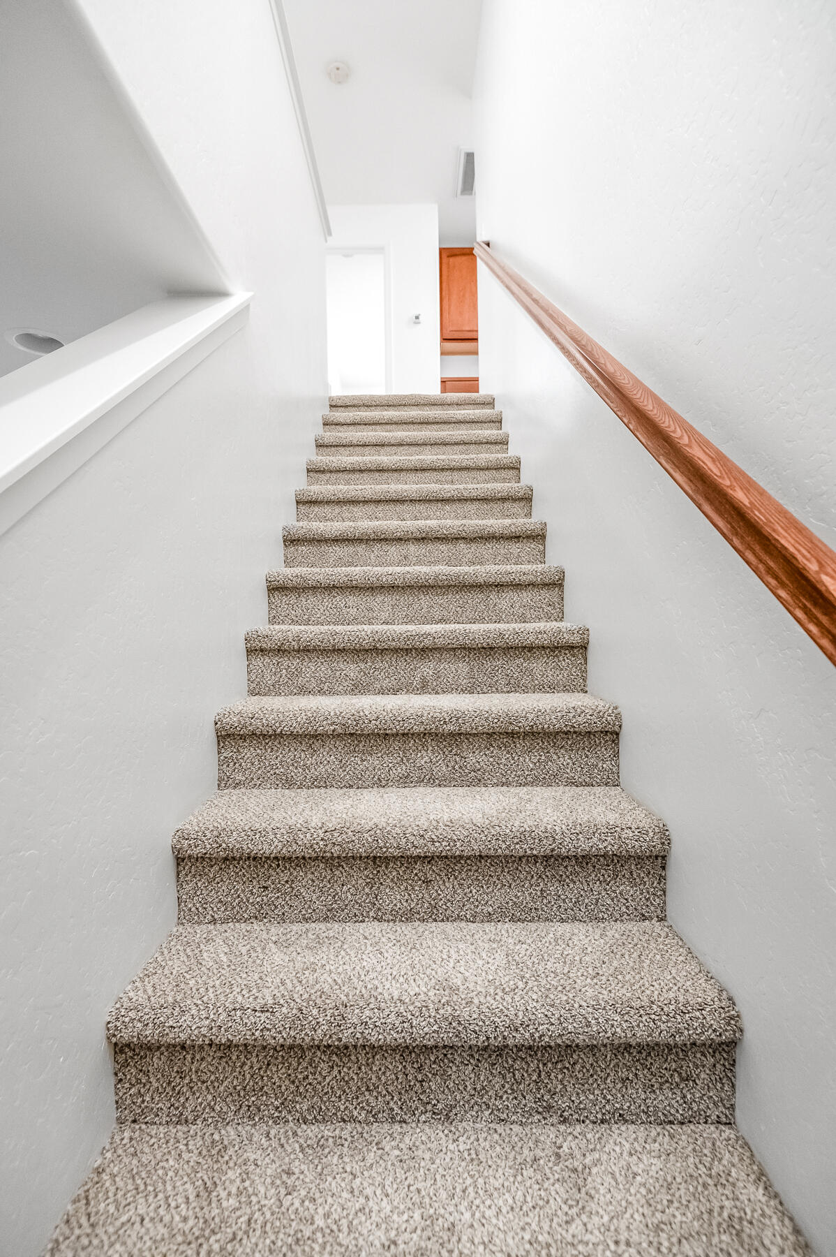 1942 N Sonoma Ct, Hanford, CA 93230