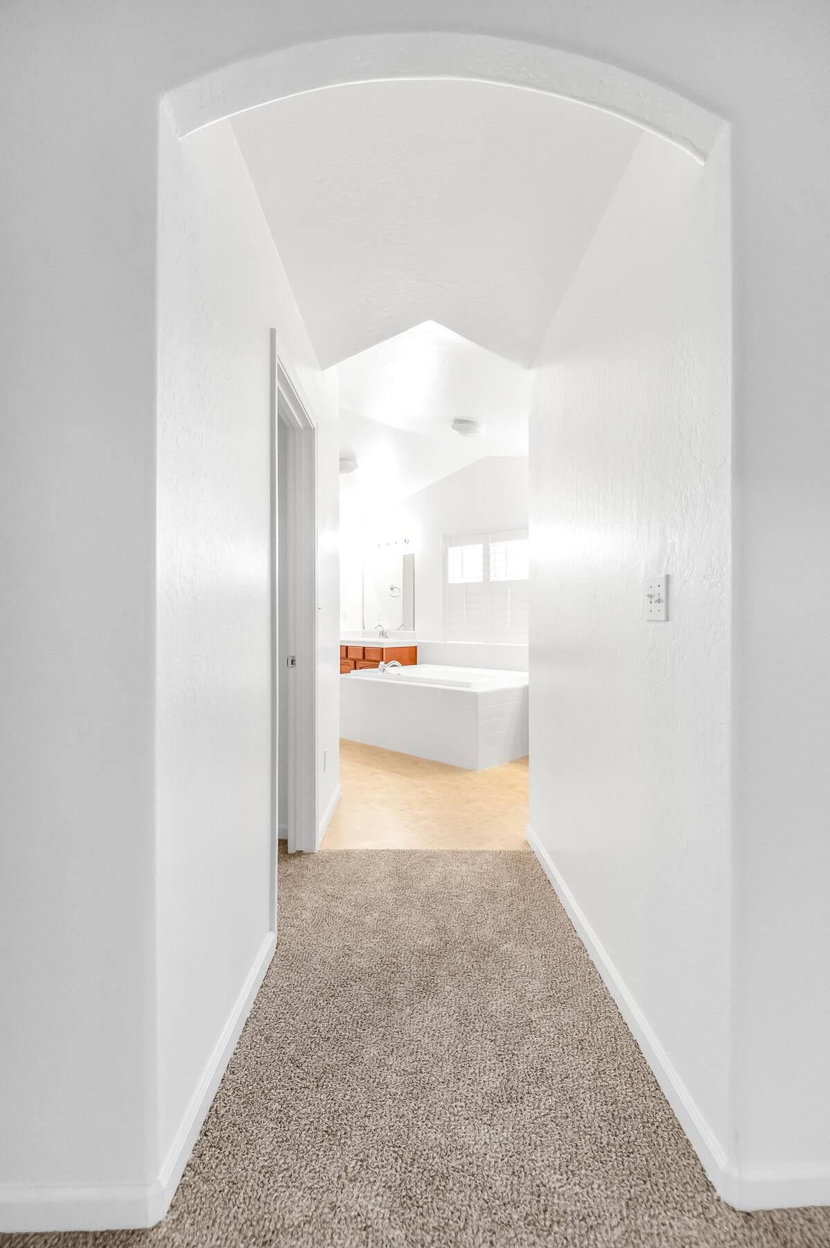 1942 N Sonoma Ct, Hanford, CA 93230