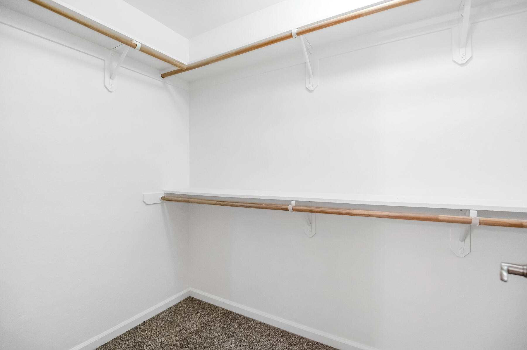 1942 N Sonoma Ct, Hanford, CA 93230