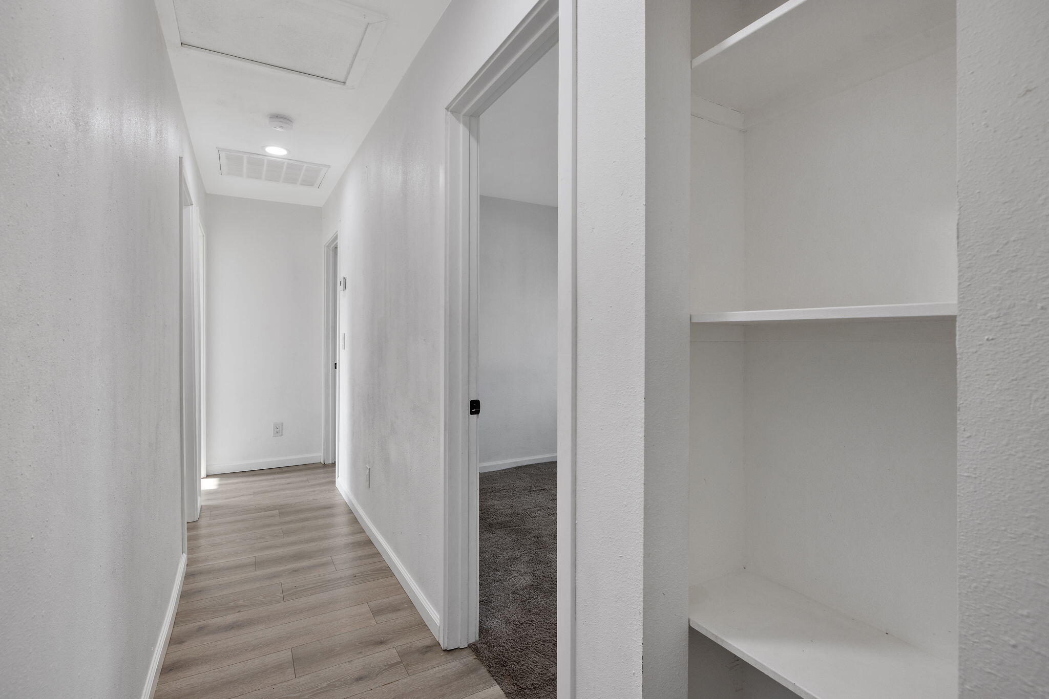 9665 Home Ave, Hanford, CA 93230