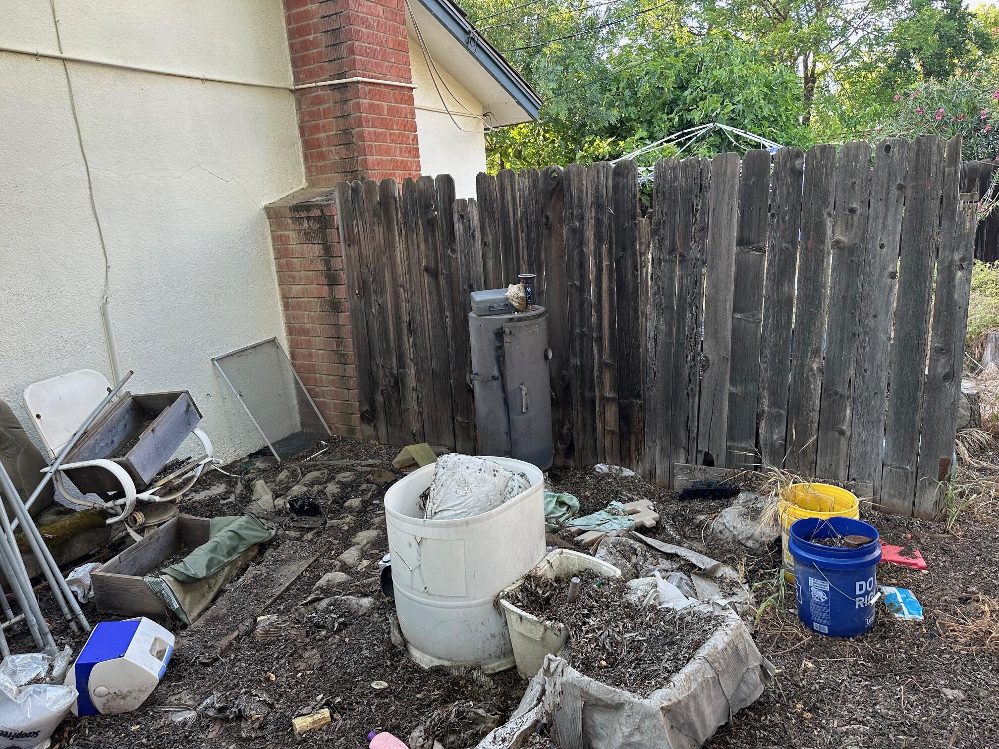 854 Laurence Ct, Hanford, CA 93230