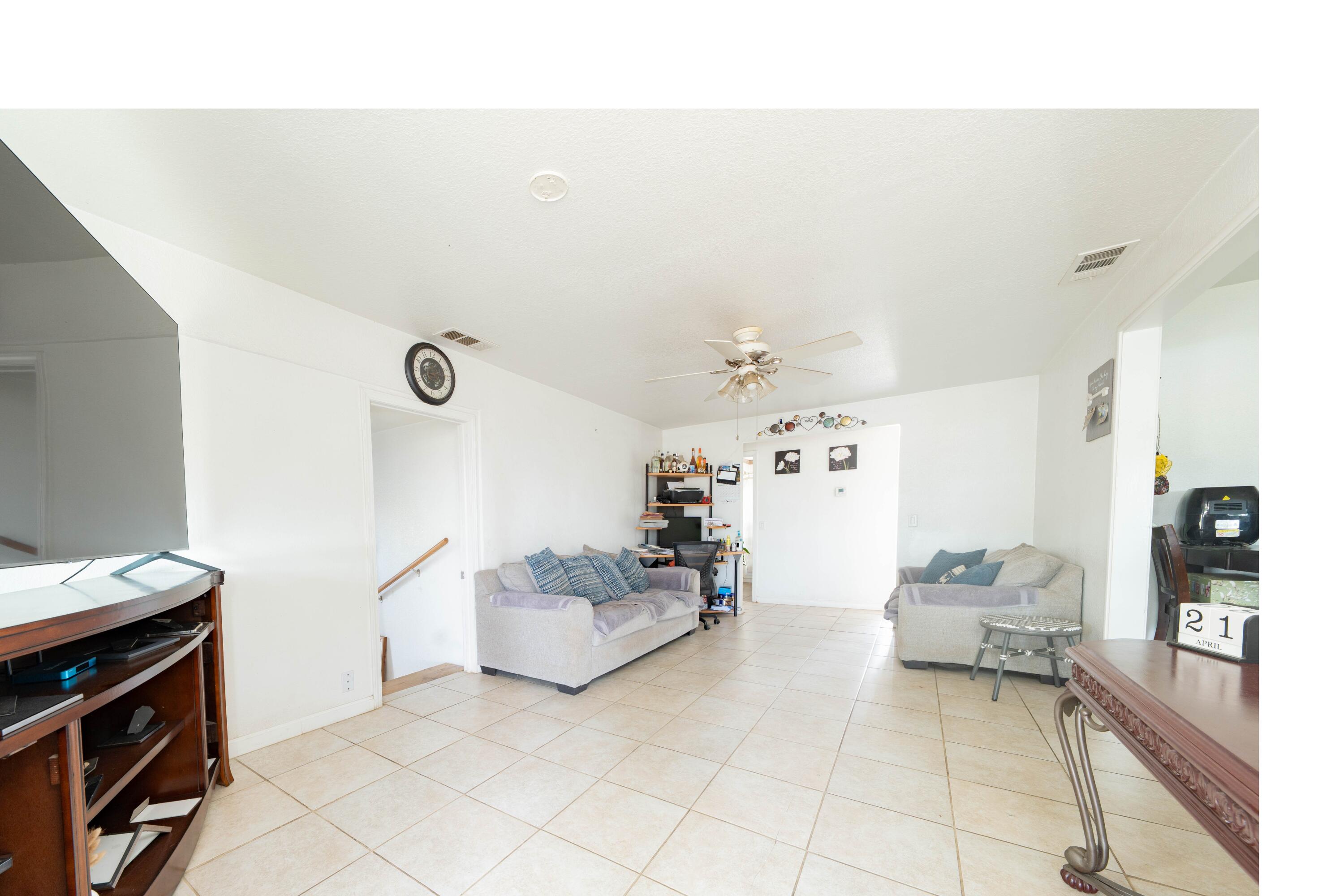 1209 W 6th, Hanford, CA 93230