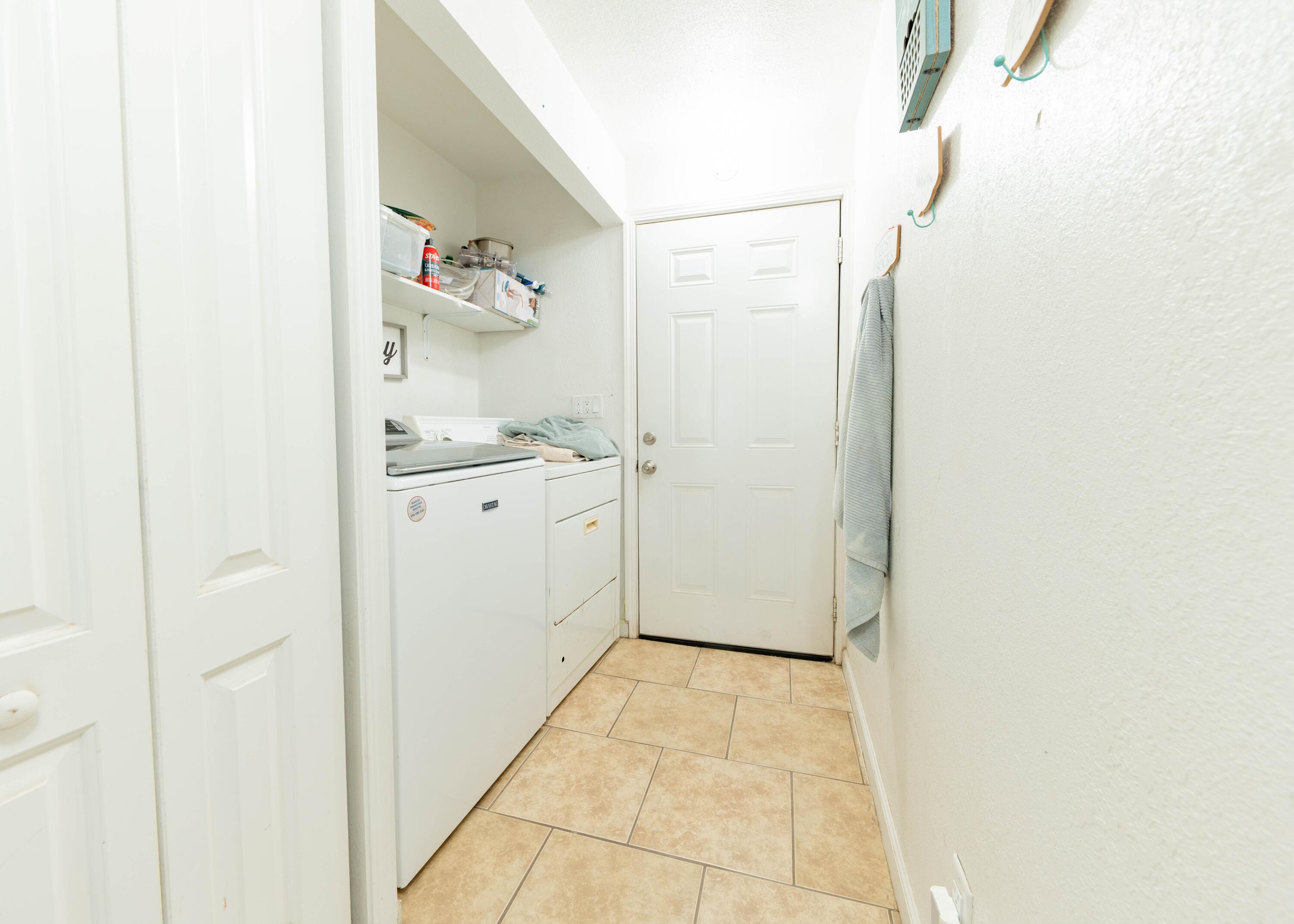 1209 W 6th, Hanford, CA 93230