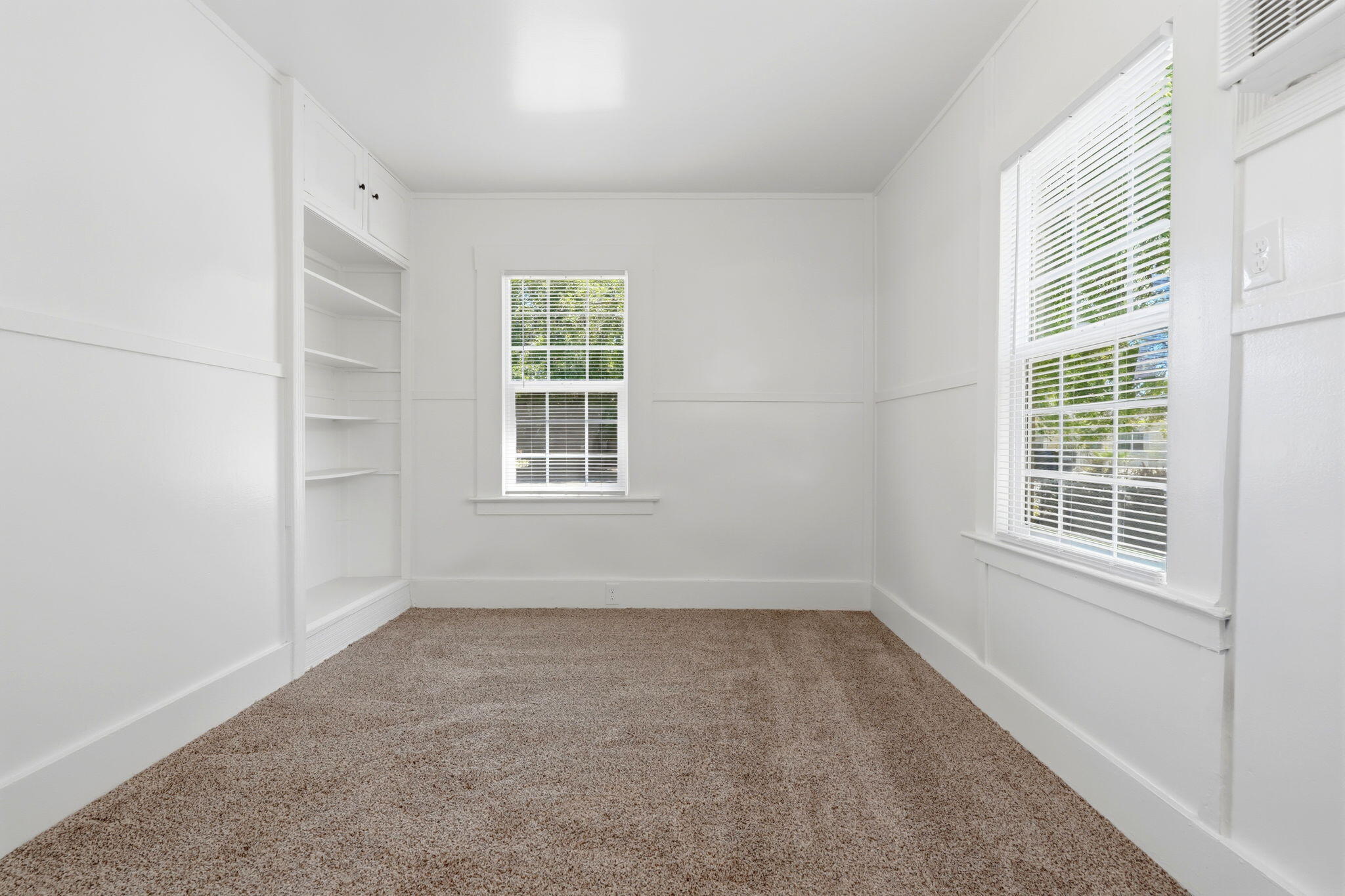 1730 Mckinley Ave, Hanford, CA 93230